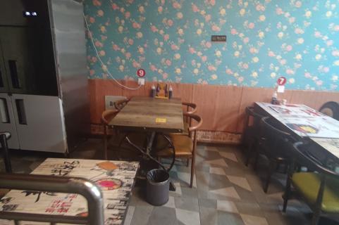 正规商铺二楼出租可做早餐